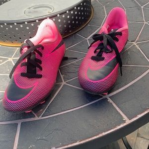 Nike cleats size 12 child